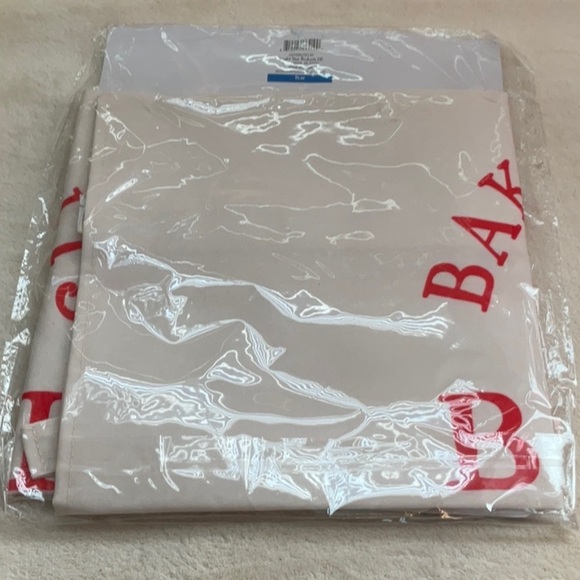 Gingerbread Man Apron with Red Print - Picture 5 of 5